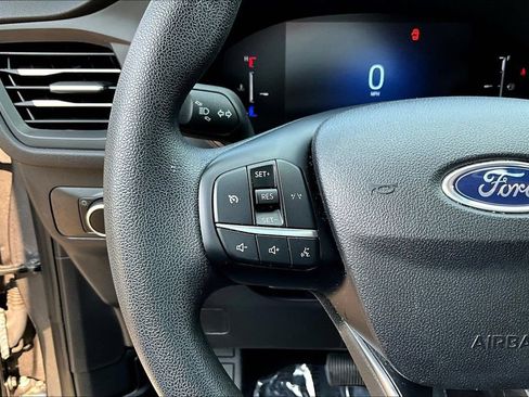 Certified 2025 Ford Escape Active FWD image 13