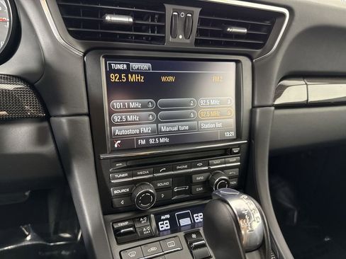 Certified 2015 Porsche 911 Turbo AWD/4WD image 28