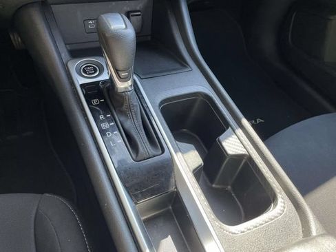 Used 2023 Nissan Sentra SV FWD image 29