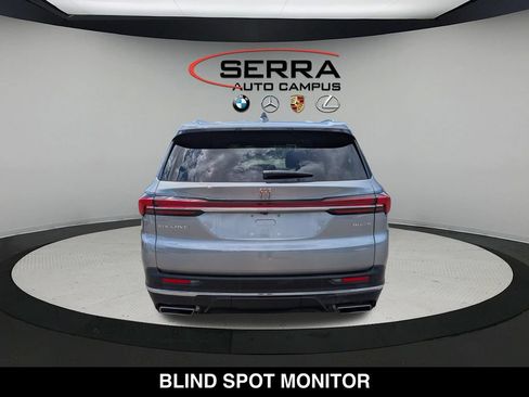 Used 2025 Buick Enclave Preferred w/ Power Package FWD image 11