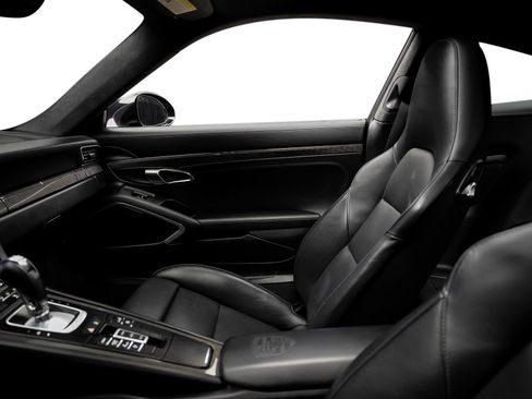 Used 2015 Porsche 911 Turbo S AWD/4WD image 58