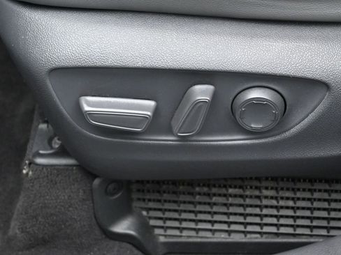 Certified 2021 Toyota Sienna XLE FWD image 10