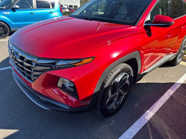 Used 2023 Hyundai Tucson Limited AWD/4WD image 2