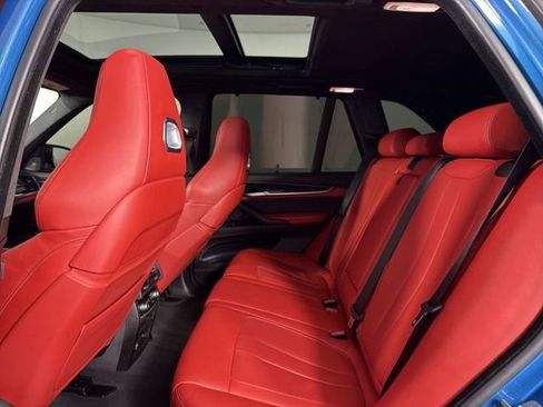 Used 2018 BMW X5 M w/ Executive Package image 23