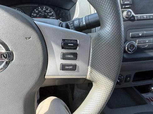 Used 2016 Nissan Frontier SV AWD/4WD image 19
