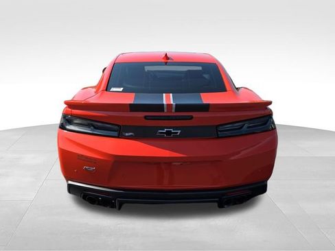 Used 2018 Chevrolet Camaro LT w/ Hot Wheels Edition RWD image 6