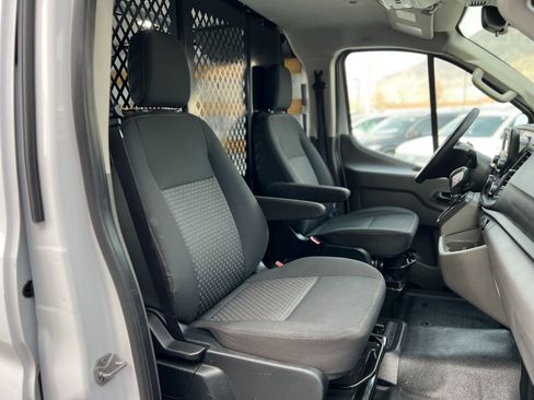 Used 2022 Ford Transit 250 Low Roof w/ Exterior Upgrade Package image 18