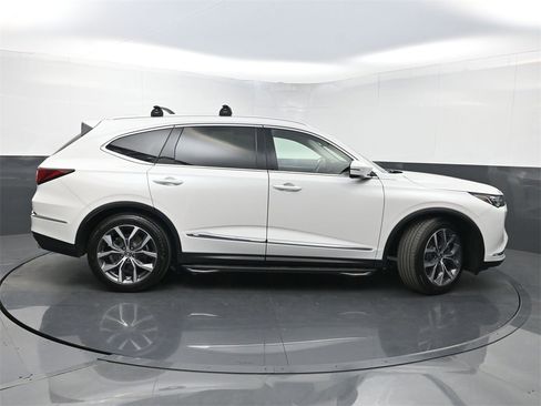 Used 2024 Acura MDX SH-AWD w/ Technology Package image 50