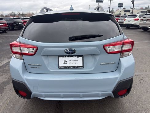 Used 2018 Subaru Crosstrek 2.0i Premium w/ Eyesight System image 6