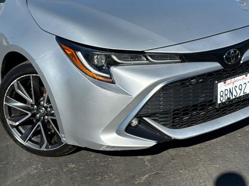 Used 2020 Toyota Corolla XSE image 3