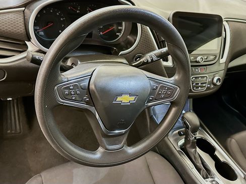 Used 2024 Chevrolet Malibu LT FWD image 18