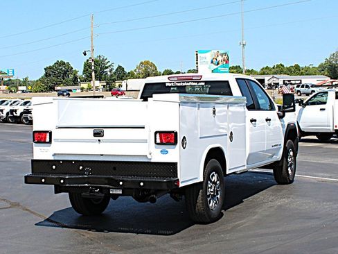Used 2025 GMC Sierra 3500 Pro w/ 1SA Pro Safety Plus Package RWD image 5