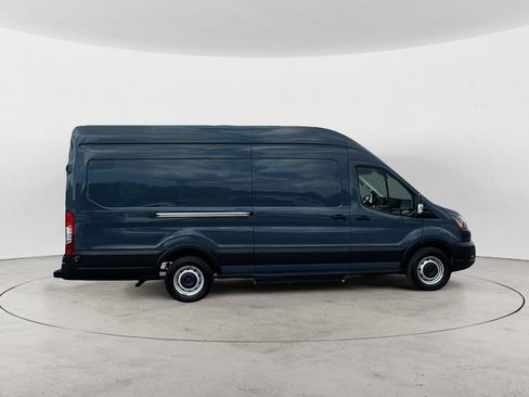 Used 2020 Ford Transit 250 148 High Roof Extended RWD image 7