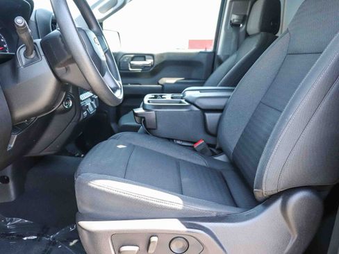 Used 2023 Chevrolet Silverado 1500 Custom AWD/4WD image 18