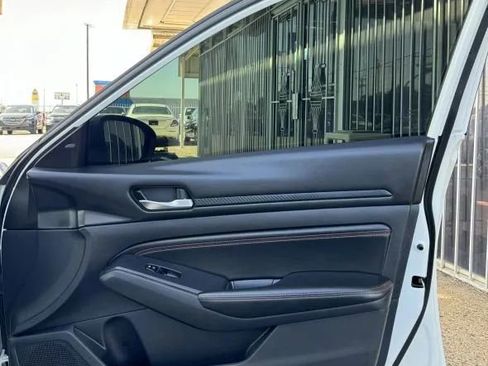 Used 2020 Nissan Altima 2.5 SR image 23