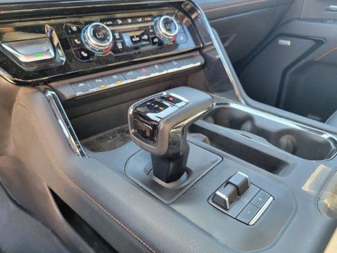 Used 2023 GMC Sierra 1500 AT4 w/ AT4 Premium Package image 21