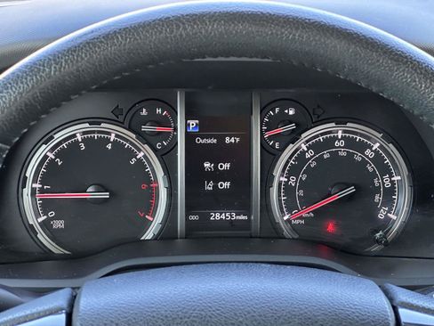 Used 2024 Toyota 4Runner TRD Off-Road Premium w/ Off Road Premium Plus Package AWD/4WD image 24