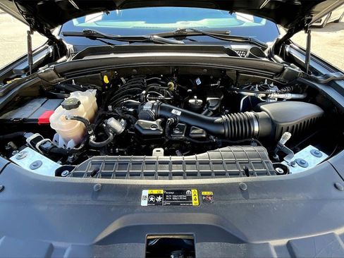 Certified 2024 Jeep Grand Cherokee Limited image 35