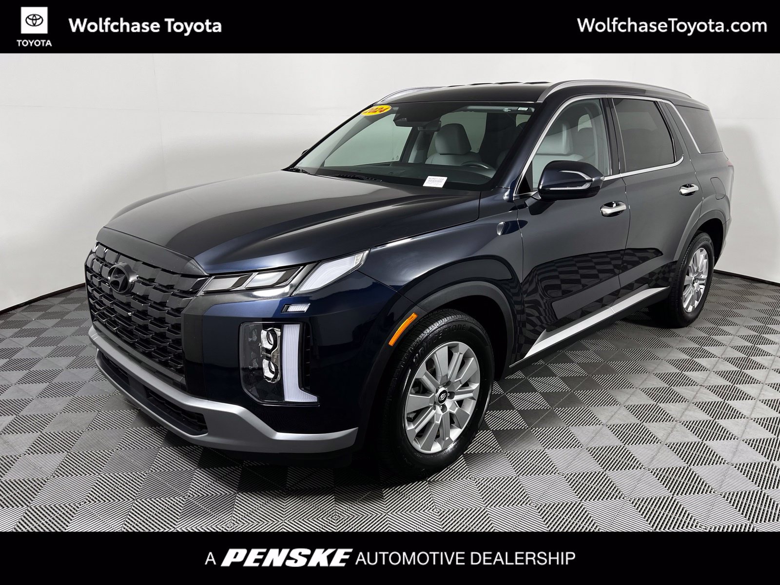 Used 2024 Hyundai Palisade SEL FWD image 1