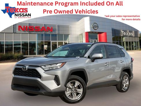 Used 2025 Toyota RAV4 XLE image 1