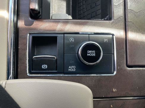 Used 2022 Lincoln Navigator L 4WD image 29