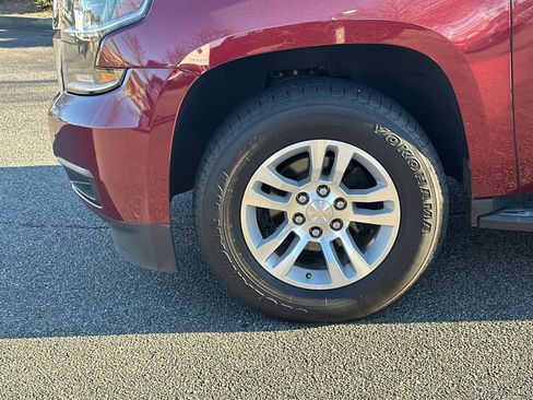 Used 2019 Chevrolet Tahoe LT image 11