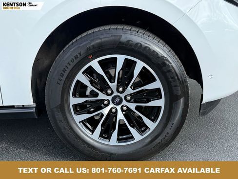 Used 2025 Ford Expedition Max Platinum AWD/4WD image 11