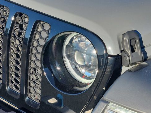 Used 2023 Jeep Wrangler Unlimited w/ Cold Weather Group AWD/4WD image 9
