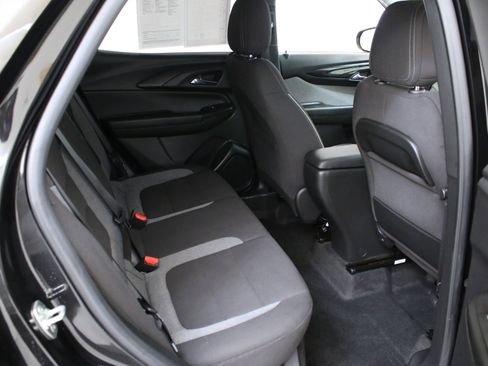 Used 2024 Chevrolet TrailBlazer LT w/ Driver Confidence Package FWD image 28