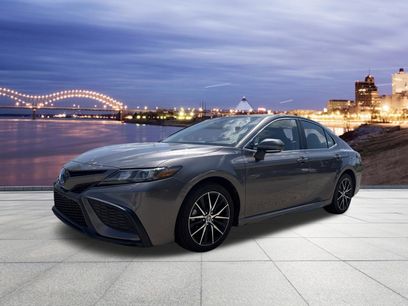 Used 2023 Toyota Camry SE