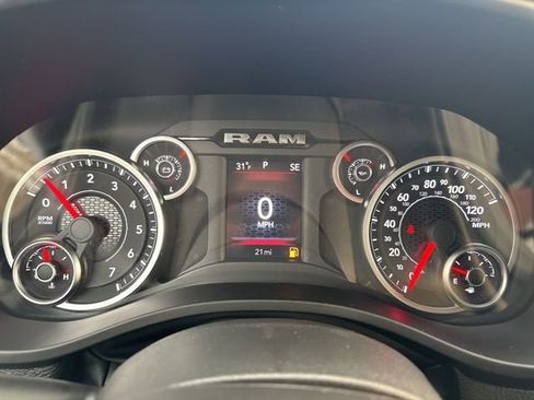 New 2026 RAM 1500 Tradesman AWD/4WD image 12