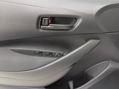 Used 2025 Toyota Corolla LE image 13