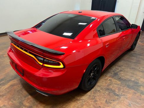 Used 2020 Dodge Charger SXT w/ Leather Interior Group RWD image 42