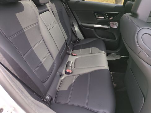 Certified 2024 Mercedes-Benz GLC 300 4MATIC image 34
