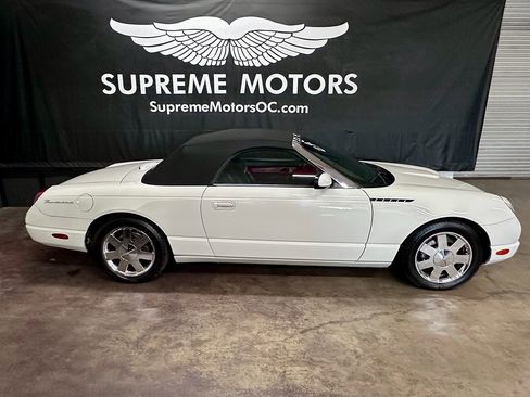 Used 2002 Ford Thunderbird Deluxe image 7