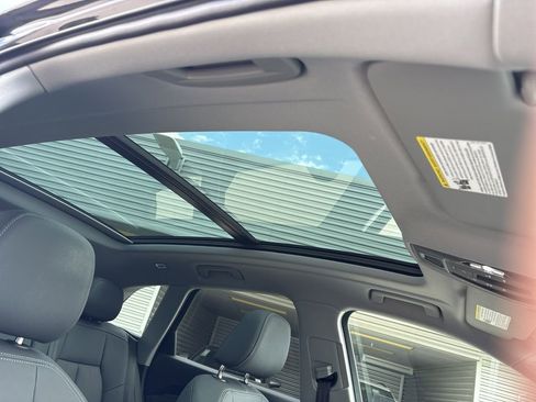 Certified 2025 Audi Q5 Premium Plus w/ Premium Plus image 18