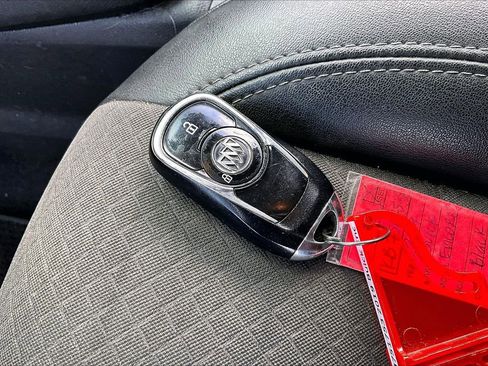 Used 2019 Buick Encore Preferred image 30