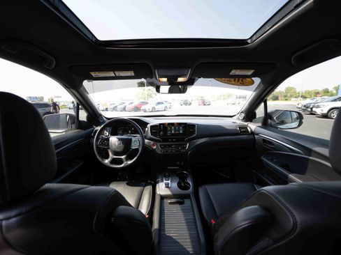 Used 2023 Honda Passport EX-L image 19