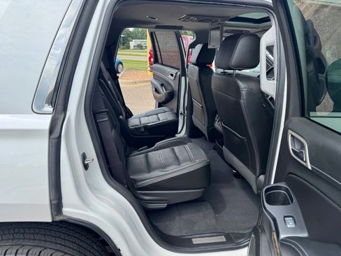 Used 2020 GMC Yukon Denali w/ Denali Ultimate Package image 35