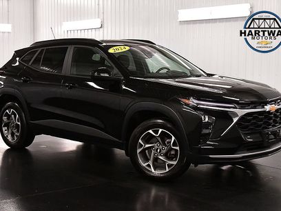 Used 2024 Chevrolet Trax LT w/ Driver Confidence Package