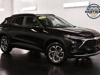 Used 2024 Chevrolet Trax LT w/ Driver Confidence Package FWD video 1