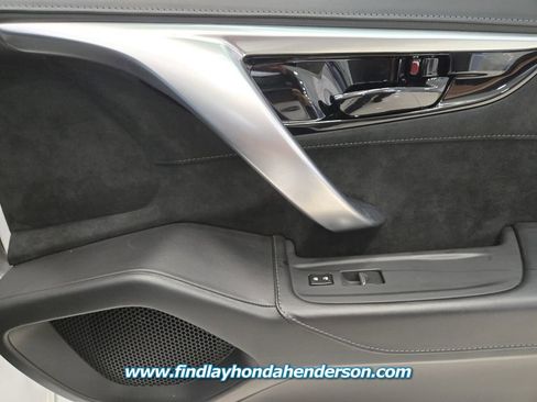 Used 2017 Acura NSX AWD/4WD image 19