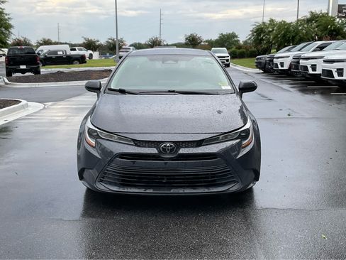 Used 2023 Toyota Corolla LE FWD image 8