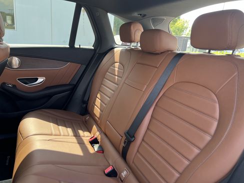 Used 2021 Mercedes-Benz GLC 43 AMG 4MATIC image 34
