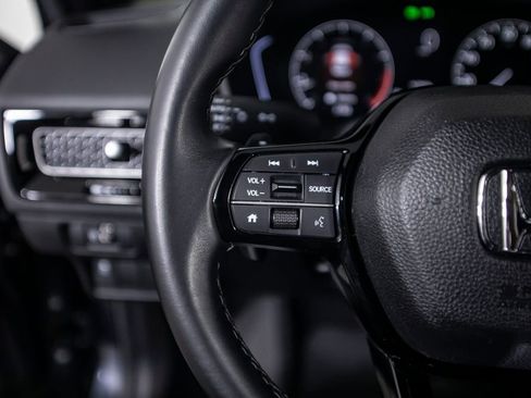 Used 2025 Honda Civic Sport image 39