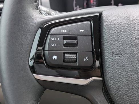 Certified 2025 Honda Odyssey Touring image 24