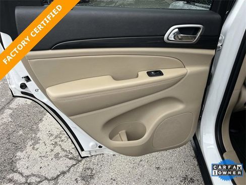 Certified 2022 Jeep Grand Cherokee Laredo E image 19