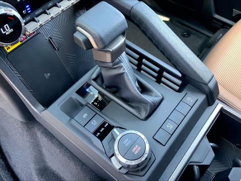 New 2026 Toyota 4Runner Limited AWD/4WD image 7