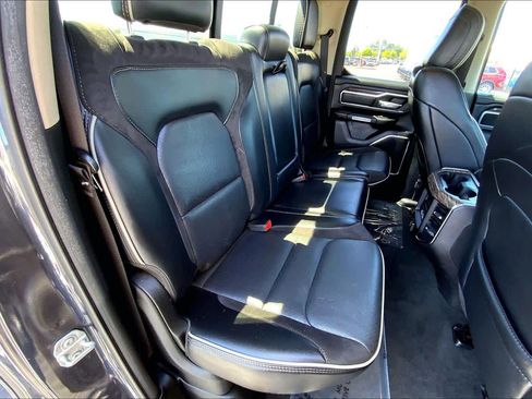 Used 2020 RAM 1500 Laramie AWD/4WD image 19