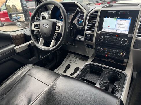 Used 2017 Ford F350 Lariat w/ Lariat Ultimate Package image 31